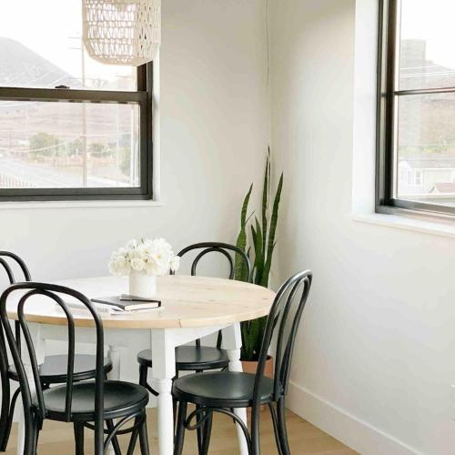 Black Barn Ranch Hill Views Downtown Close — 4-Star Luxury Hotel in San Luis Obispo, United States