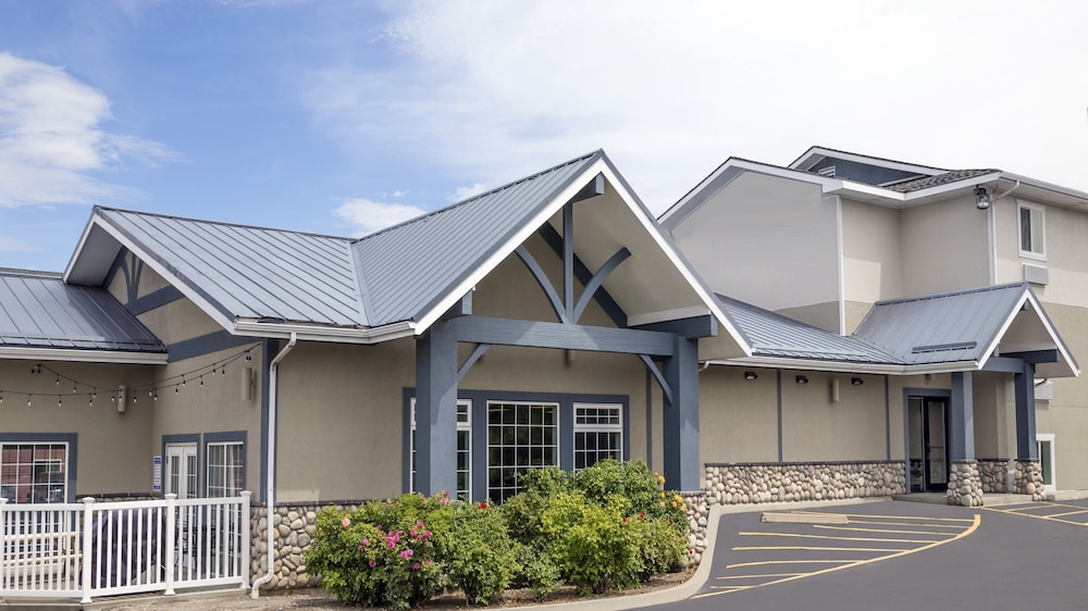 SilverStone Inn & Suites Spokane Valley - photo 23