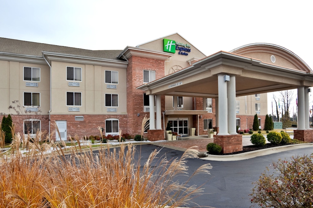 Holiday Inn Express Hotel & Suites High Point South by IHG - photo 41