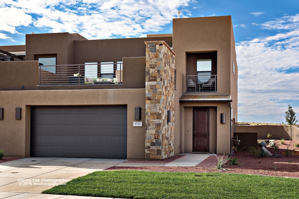 Red Rock Vista — 4-Star Luxury Hotel in Saint George, United States