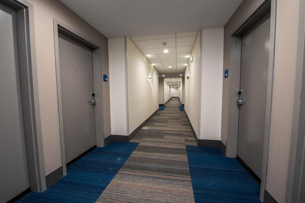 Holiday Inn Express & Suites Lake Charles South Casino Area by IHG - photo 94