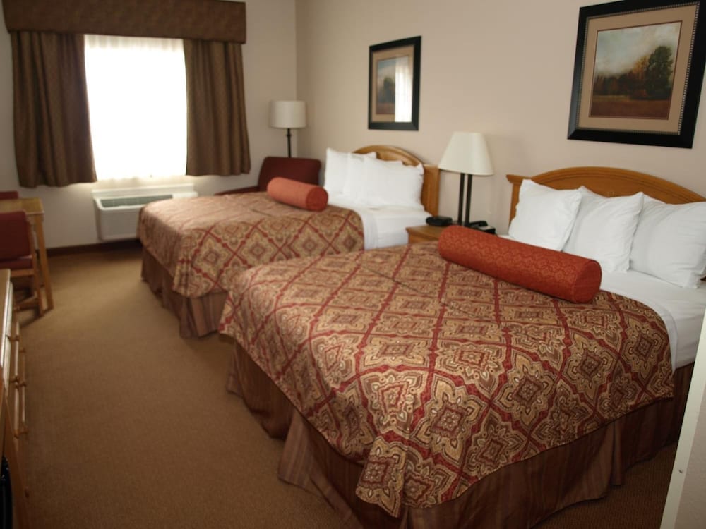 Savanna Inn & Suites - photo 14