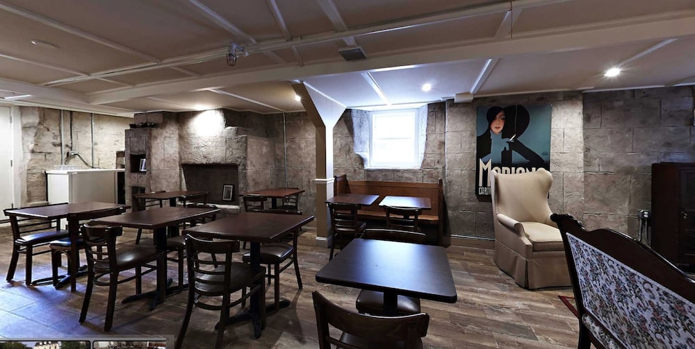 Bellevue Manor - photo 46