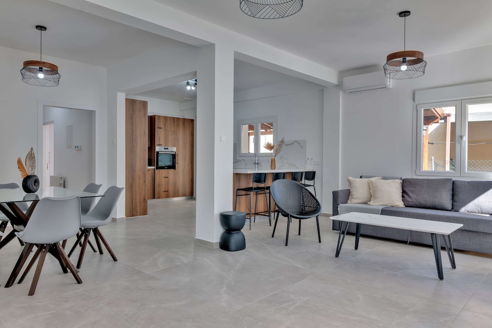 Hotel Croce Bianca — Brusson