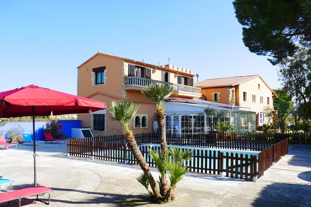 Hotel Restaurant El Bosc in Salou, Spain