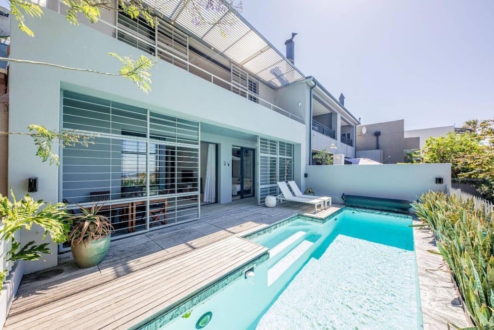 Spacious Holiday Apartment With Pool in Trendy De Waterkant Loader Apartment