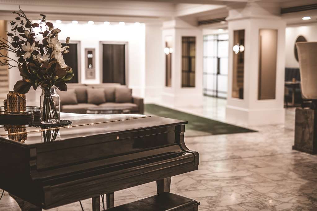 Vibe Savoy Hotel Melbourne