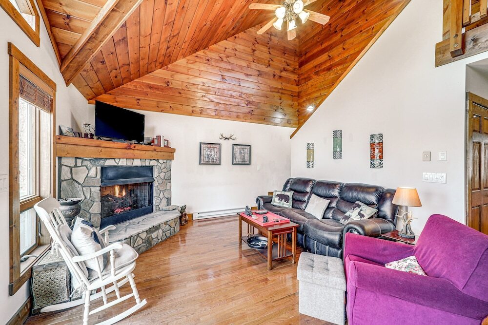 1 Mi to Beech Mtn Ski Resort: Cabin w Fire Pit - photo 29