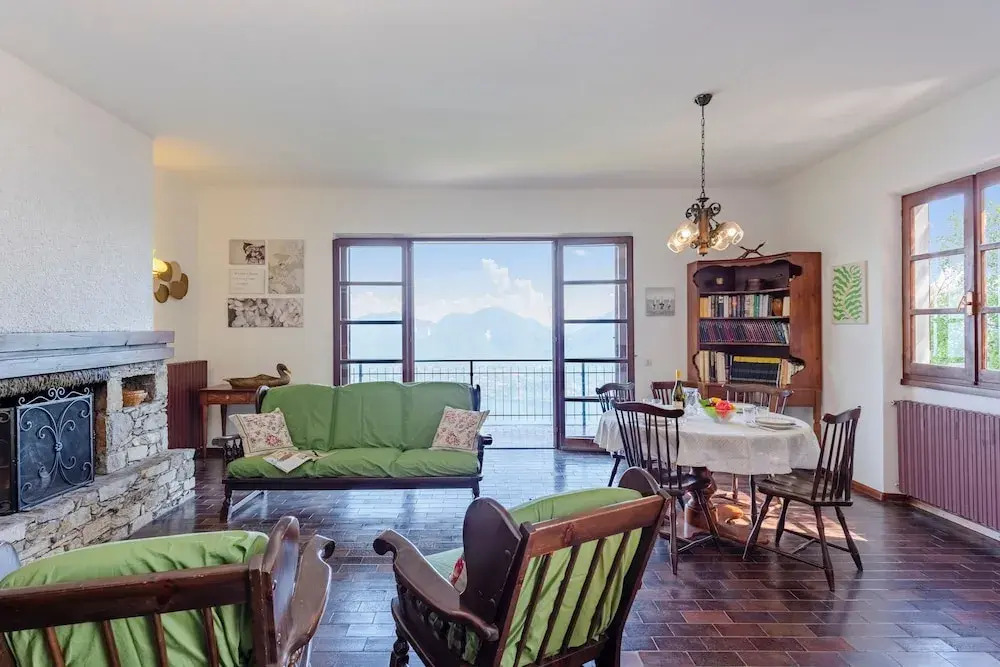 Lago Azzurro Infinity View - carbon neutral hotel in Premeno