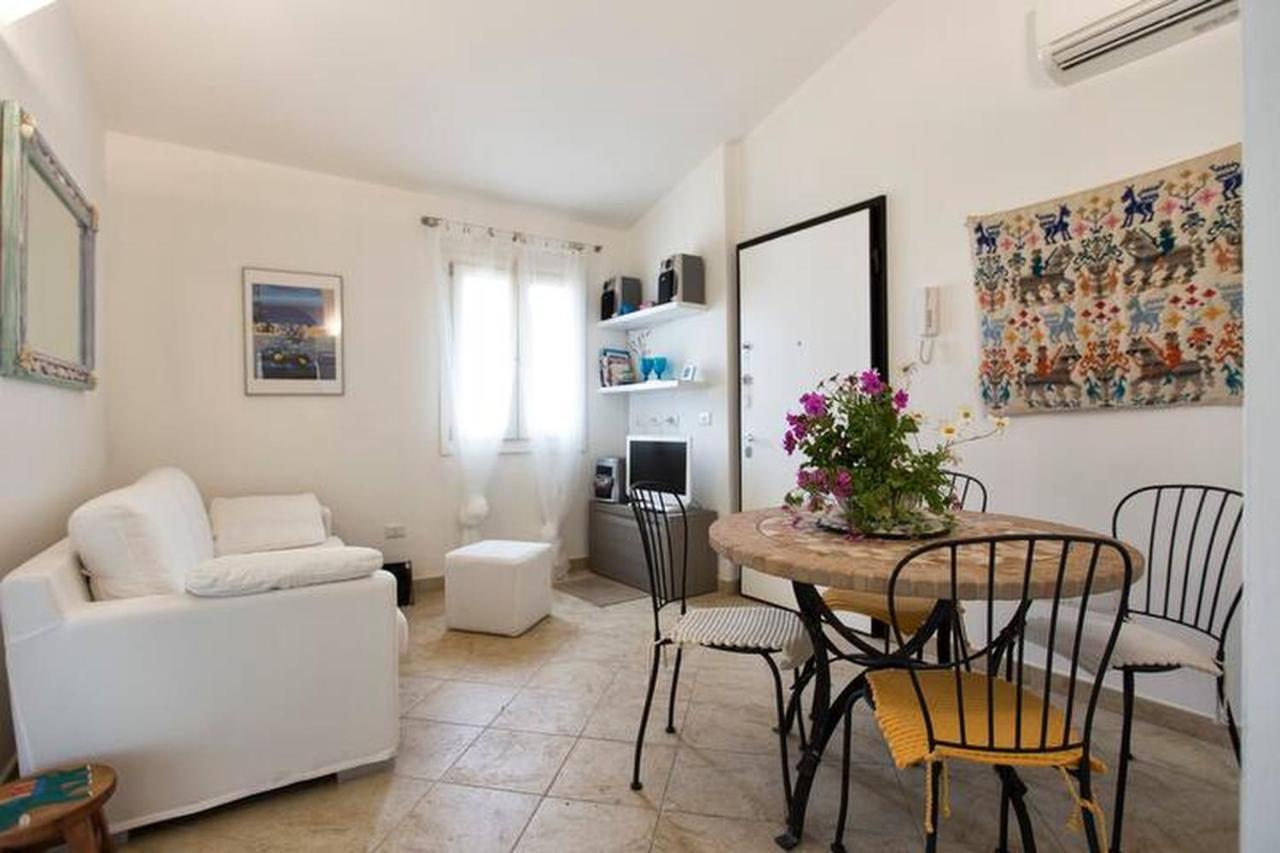 Casa 10 Da Georgette Affitti Brevi Italia — 4-Star Luxury Hotel in Valledoria, Italy