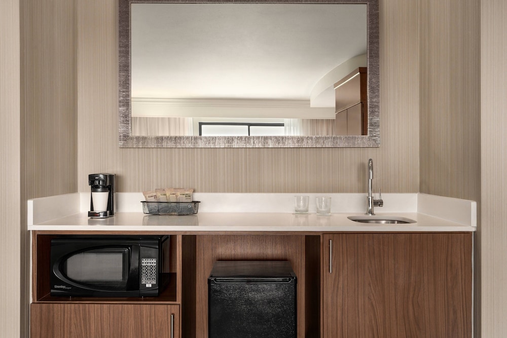 Courtyard by Marriott Philadelphia Montgomeryville - photo 11