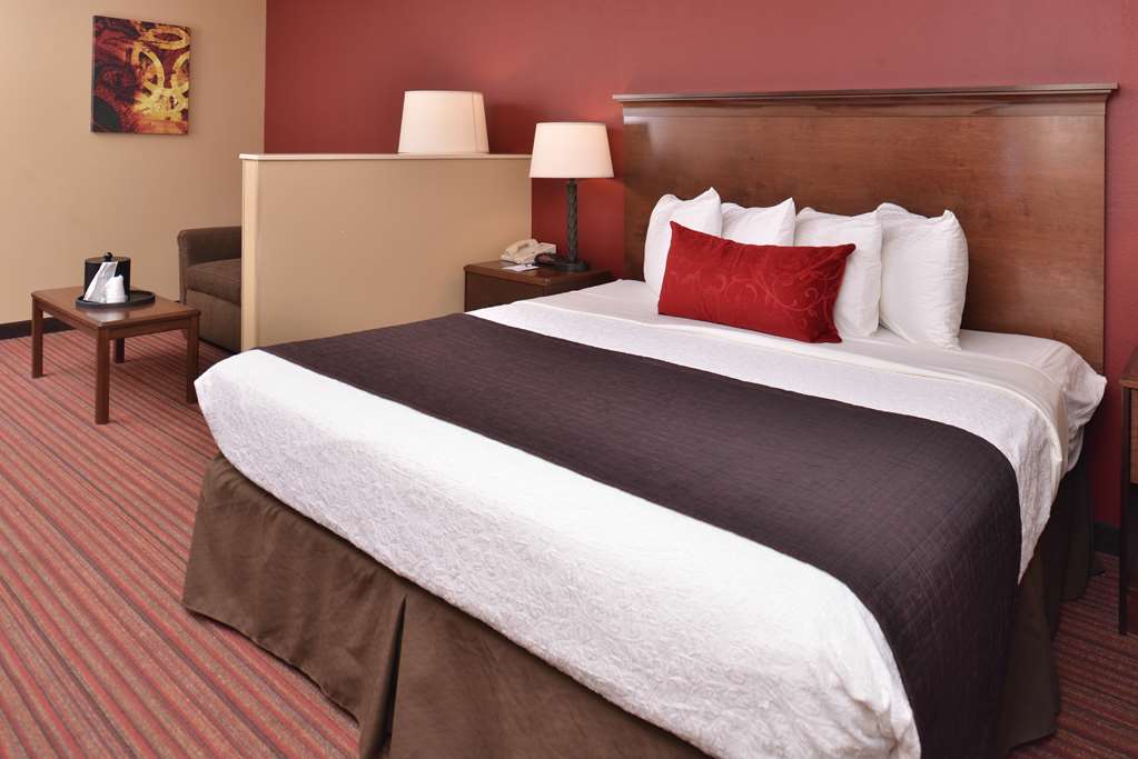 Best Western Woodland Inn - photo 8