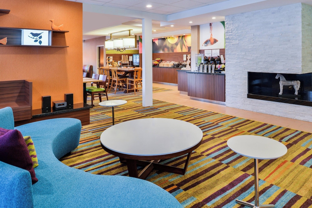 Fairfield Inn & Suites By Marriott Beaumont - photo 4