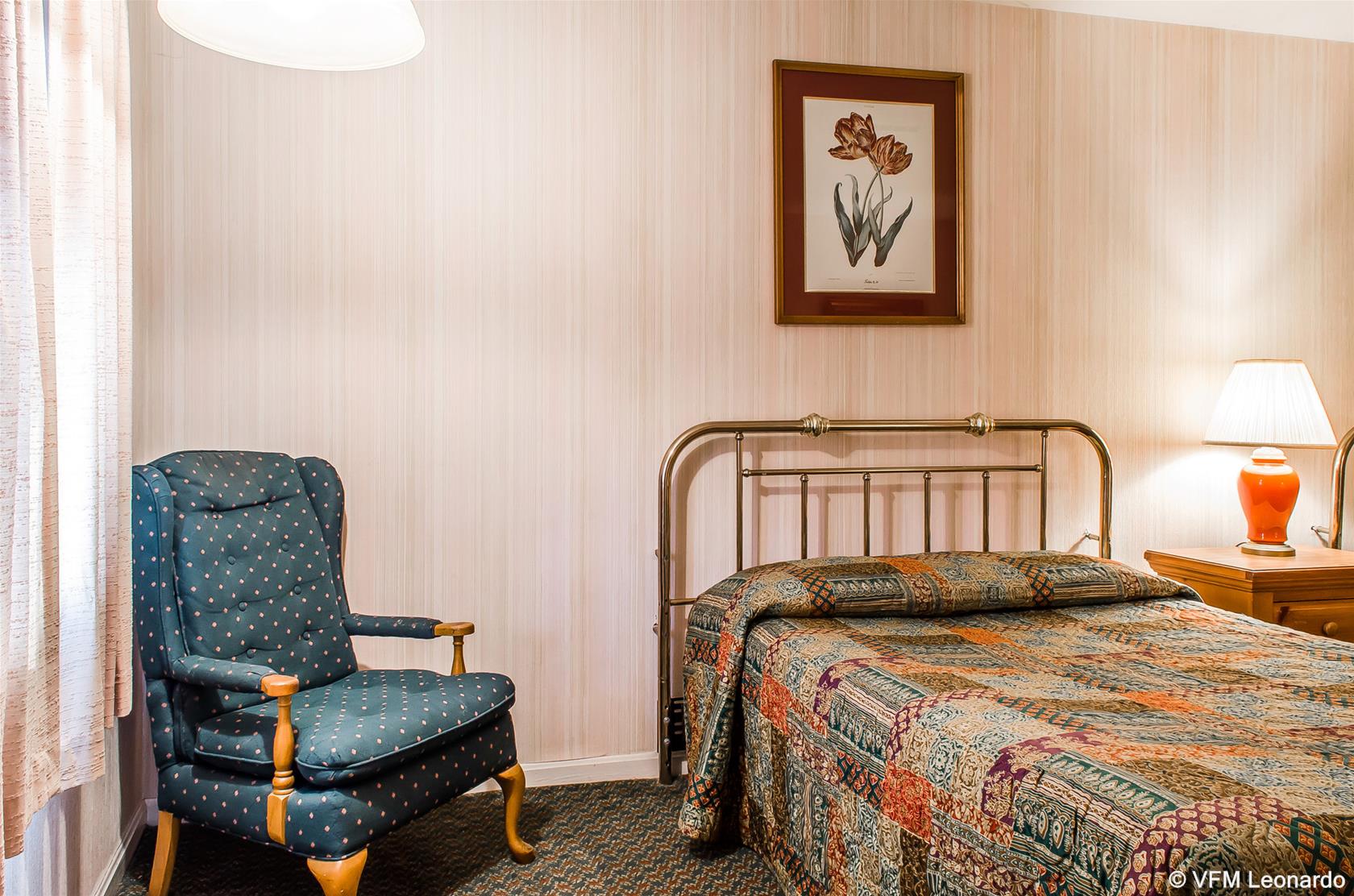 Rodeway Inn Akron - photo 12