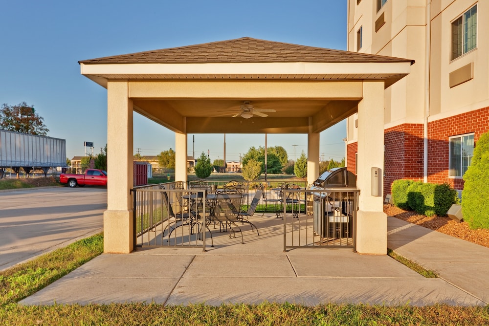 Candlewood Suites Clarksville by IHG - photo 25