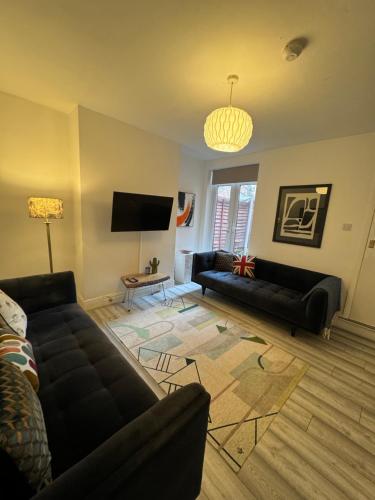 3 Bed House Birmingham — 4-Star Luxury Hotel in Birmingham, United Kingdom