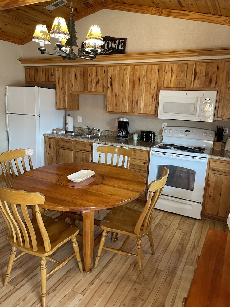 Crown Point Resort - photo 36