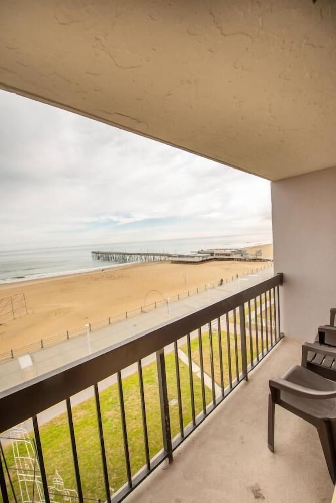 The Breakers Resort Inn - photo 19