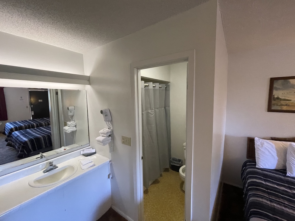 Scottish Inns Motel Osage Beach - photo 14