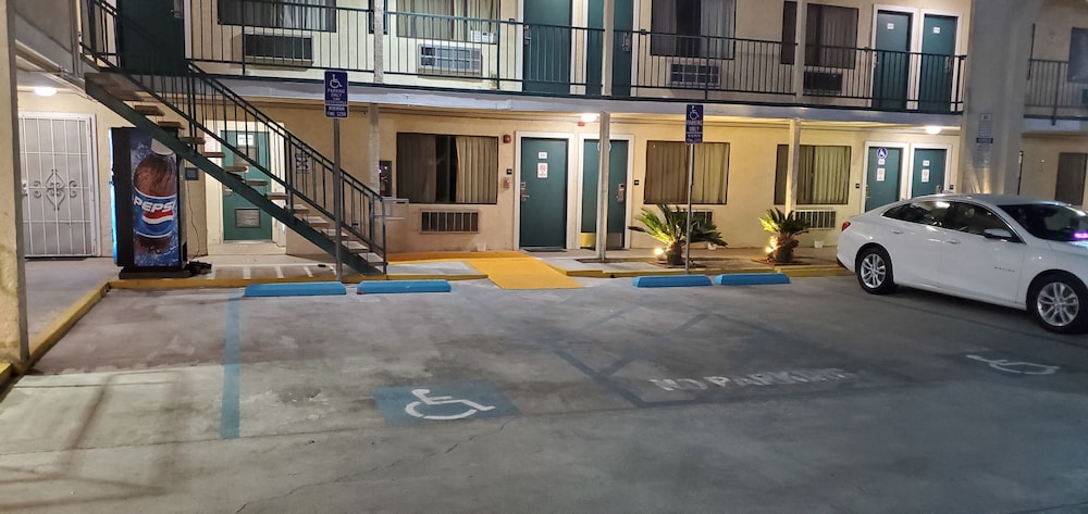 Anaheim National Inn - photo 115