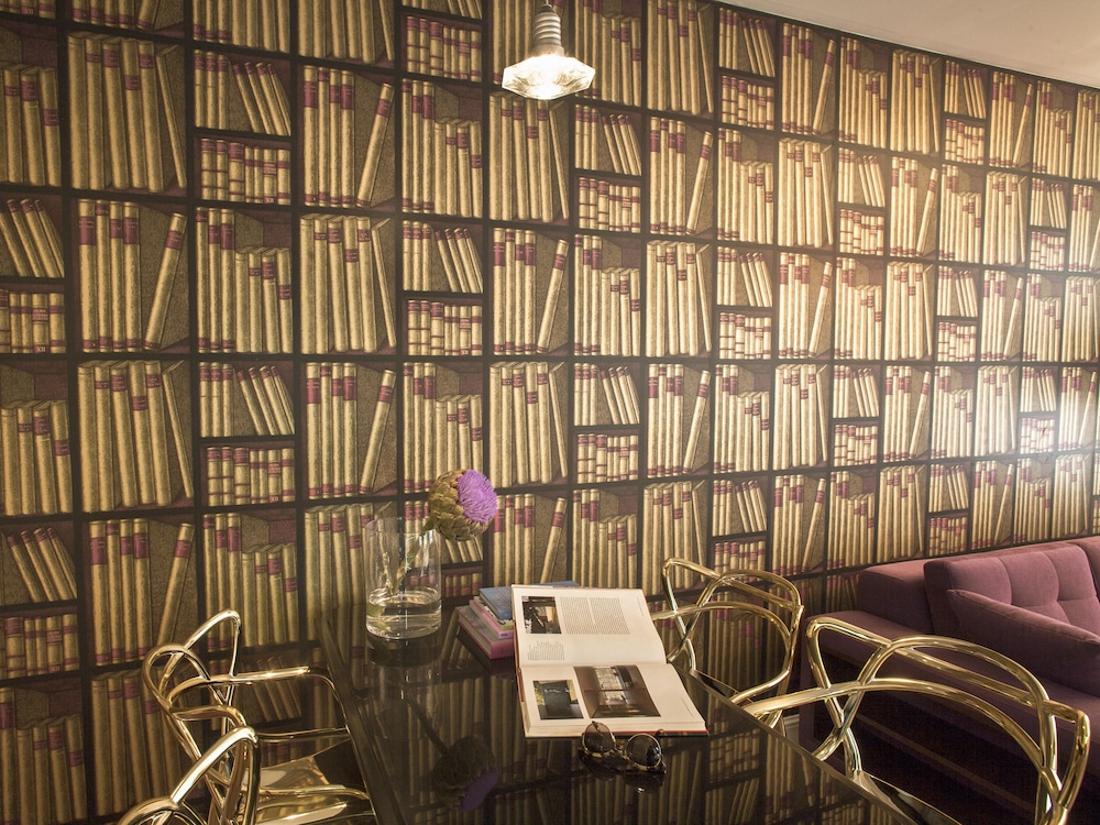 Gold Apartments — 4-Star Luxury Hotel in Wroclaw, Poland