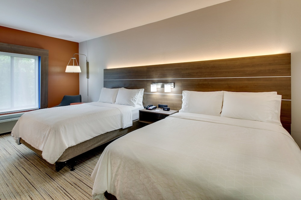 Holiday Inn Express Atlanta Emory University Area by IHG - photo 17