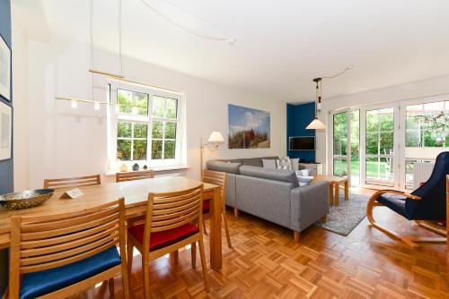 Haus Falster — 4-Star Luxury Hotel in Wyk Auf Foehr, Germany