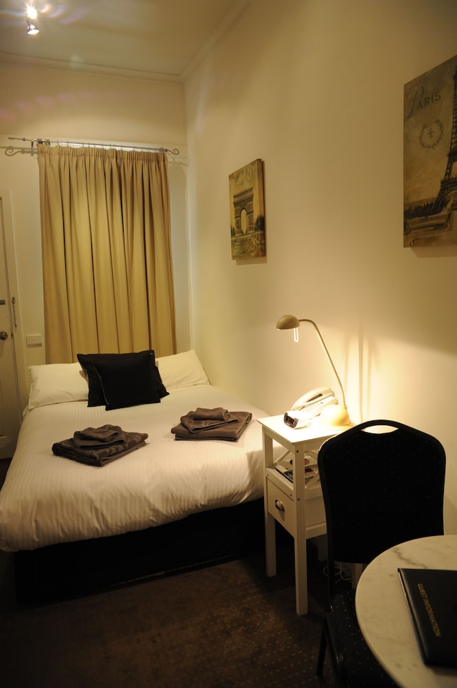 Norwood House Motel & Reception Centre — Mount Eliza — photo 3