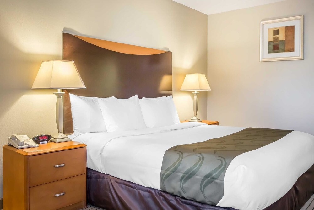 Quality Inn Spring Valley Nanuet - photo 10