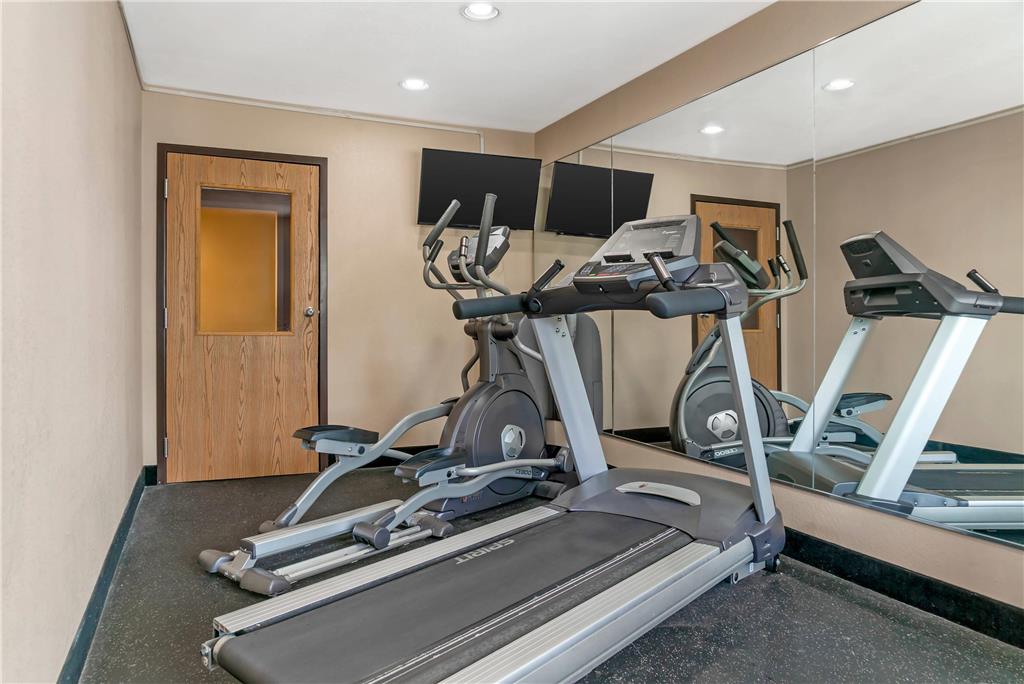 Quality Inn Grand Rapids South Byron Center - photo 23