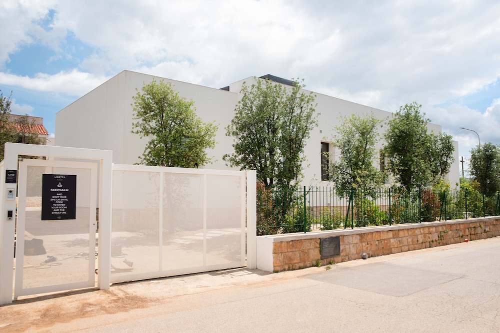 Lisetta Gardens Boutique in Cisternino, Italy