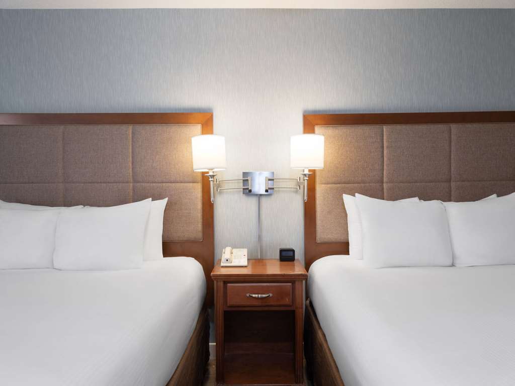 Wingate by Wyndham St. Louis Airport - photo 17