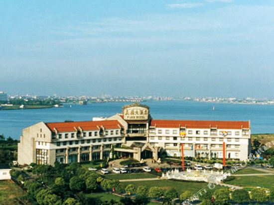 Lakeview Park Resort — hotel in Wuxi