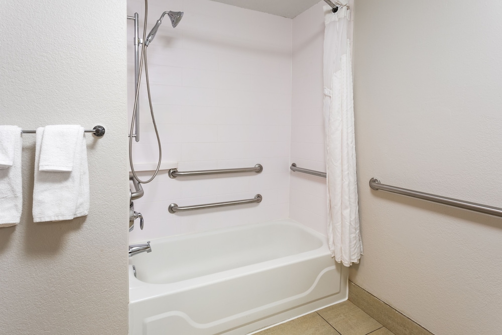 Holiday Inn Express New Albany Louisville NW by IHG - photo 17