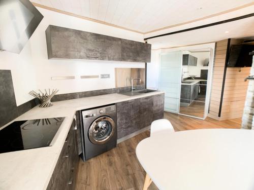 Résidence Sefcotel Studio pour 6 Personnes 81 in Tignes, France