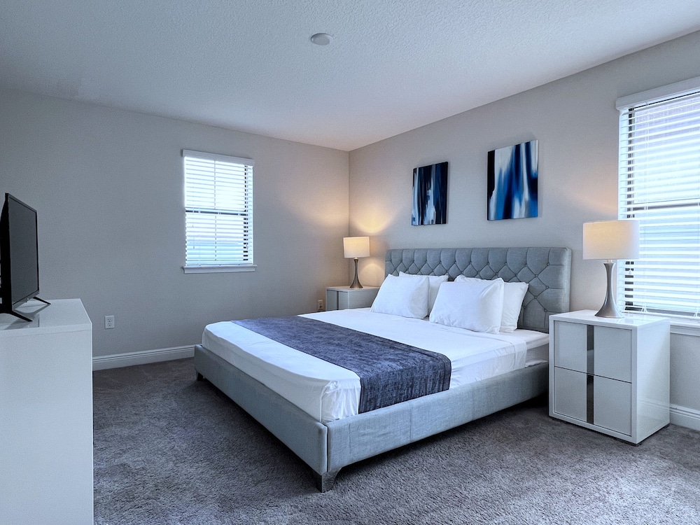 Balmoral Resort 138aa 4 Bedroom Home by Redawning - photo 3