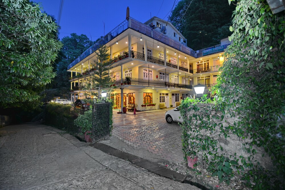 Hotel Aroma Nainital In house parking in Naini Tal, India