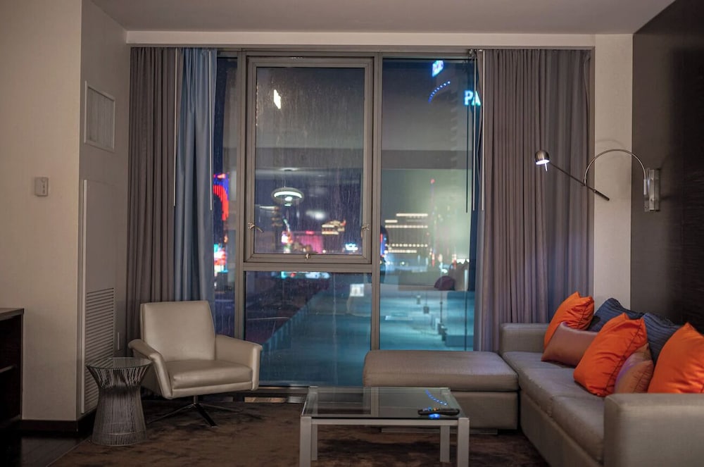 Palms Place Vacation Suites Collection - photo 48