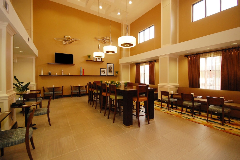 Hampton Inn Jackson Flowood MS - photo 31