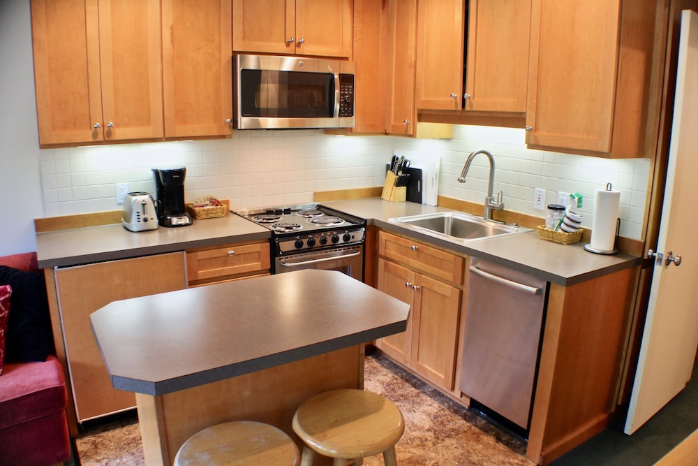 Crystal Chalets Condominiums at Crystal Mountain Ski Resort - photo 61
