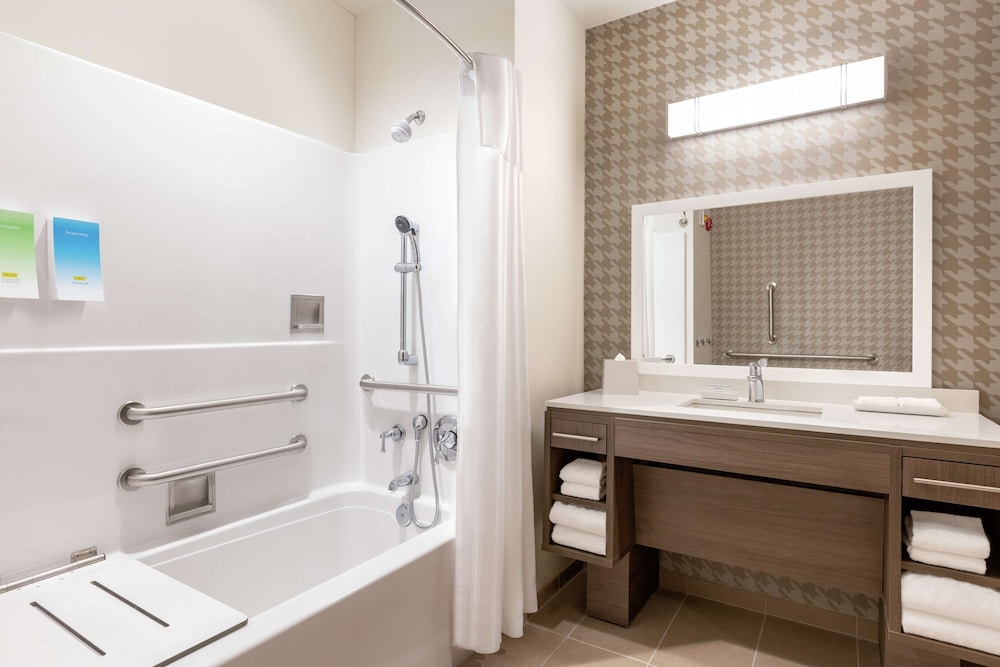 Home2 Suites by Hilton Greece Rochester - photo 28