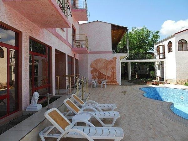 Imperial - carbon neutral hotel in Sudak