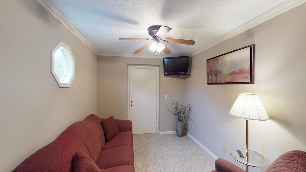 Keyser Inn - photo 20