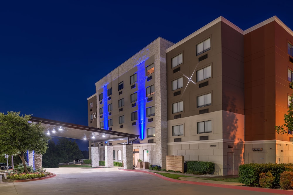 Holiday Inn Express Hotel & Suites Mesquite by IHG - photo 53