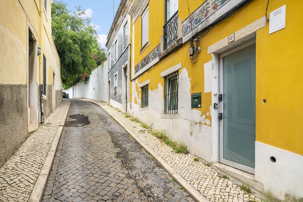 WHome Central 1 Bedroom Loft perfect to Explore Lisbon