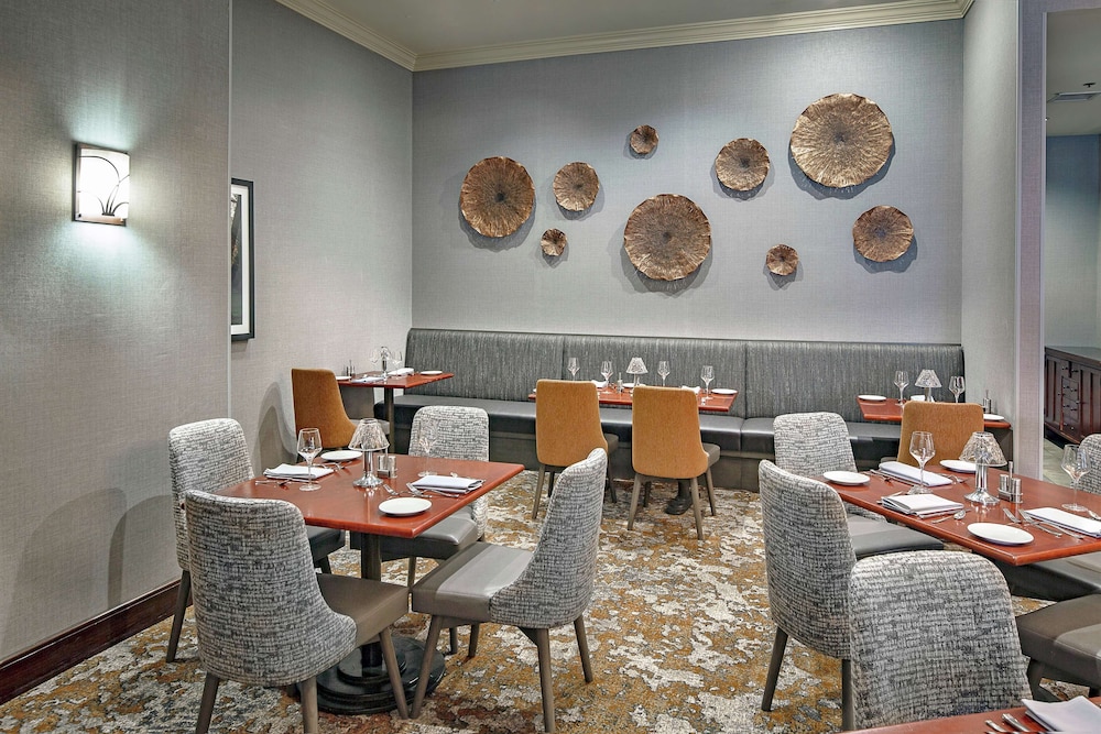 Hilton Sacramento Arden West - photo 21