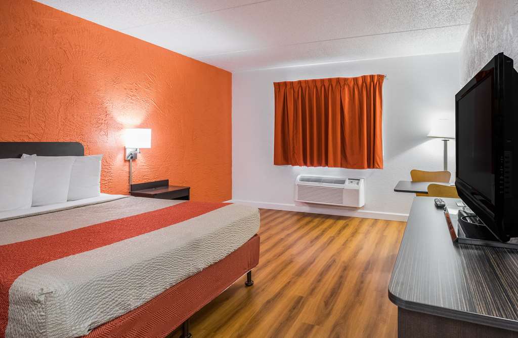 Motel 6 Prospect Heights IL - photo 9