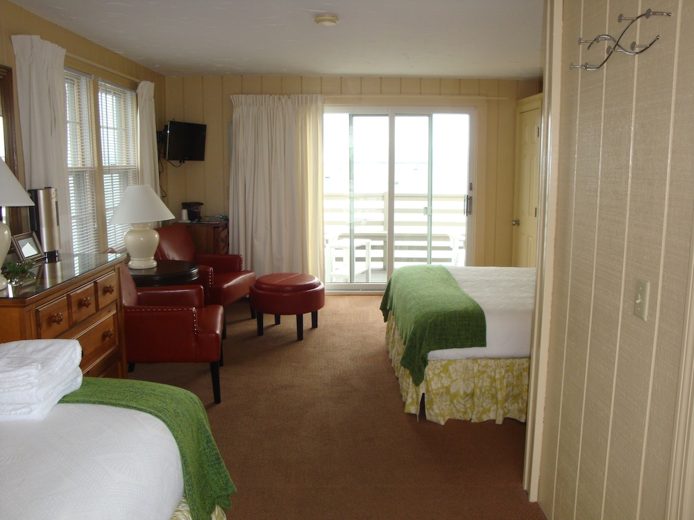 Dyer's Beach House - photo 4