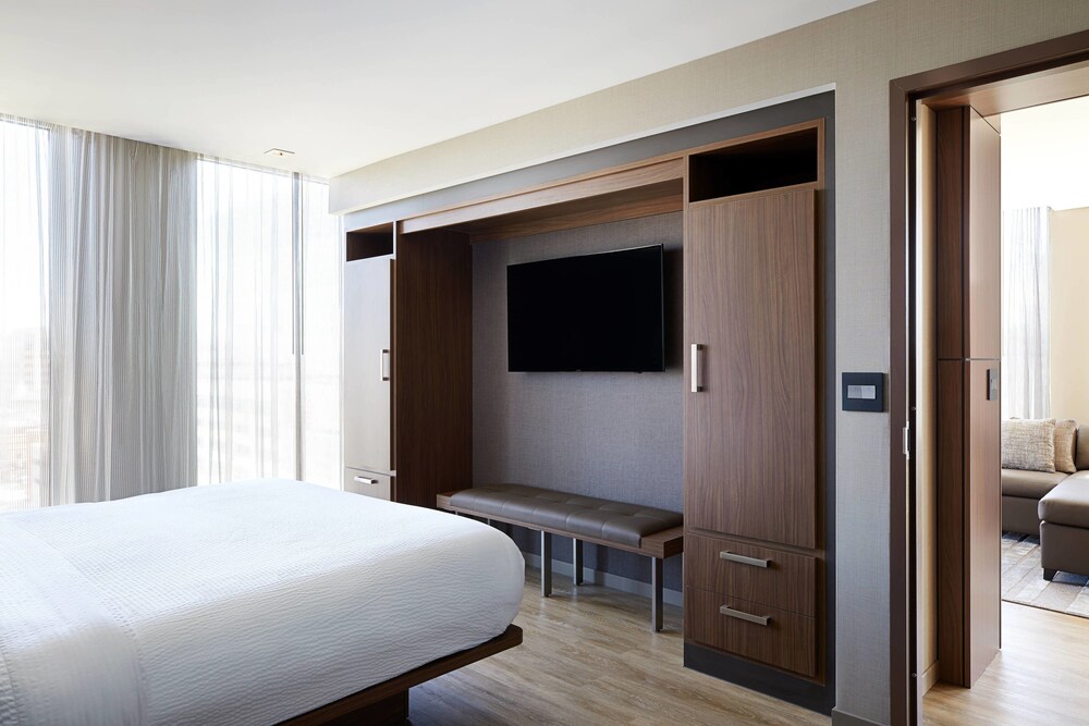 AC Hotel by Marriott Madison Downtown - photo 15
