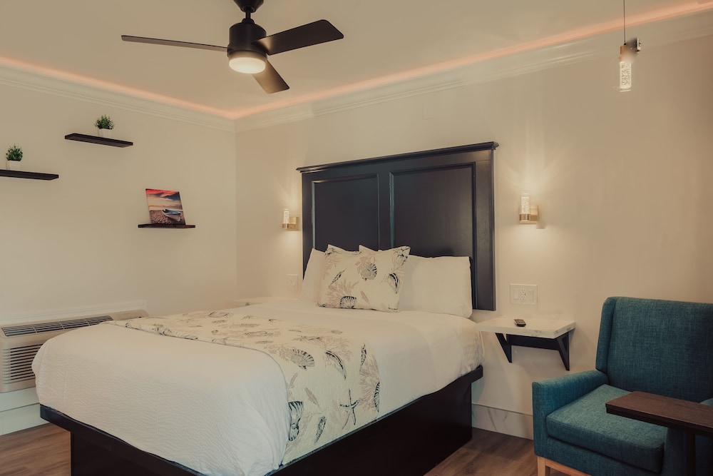 Blufftop Inn & Suites - photo 13